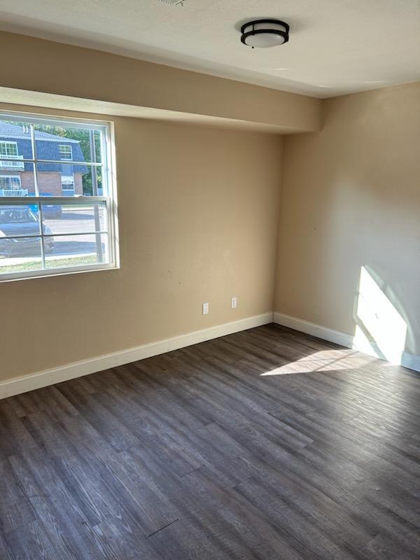 50 Westwood Dr unit 8 – photo 4