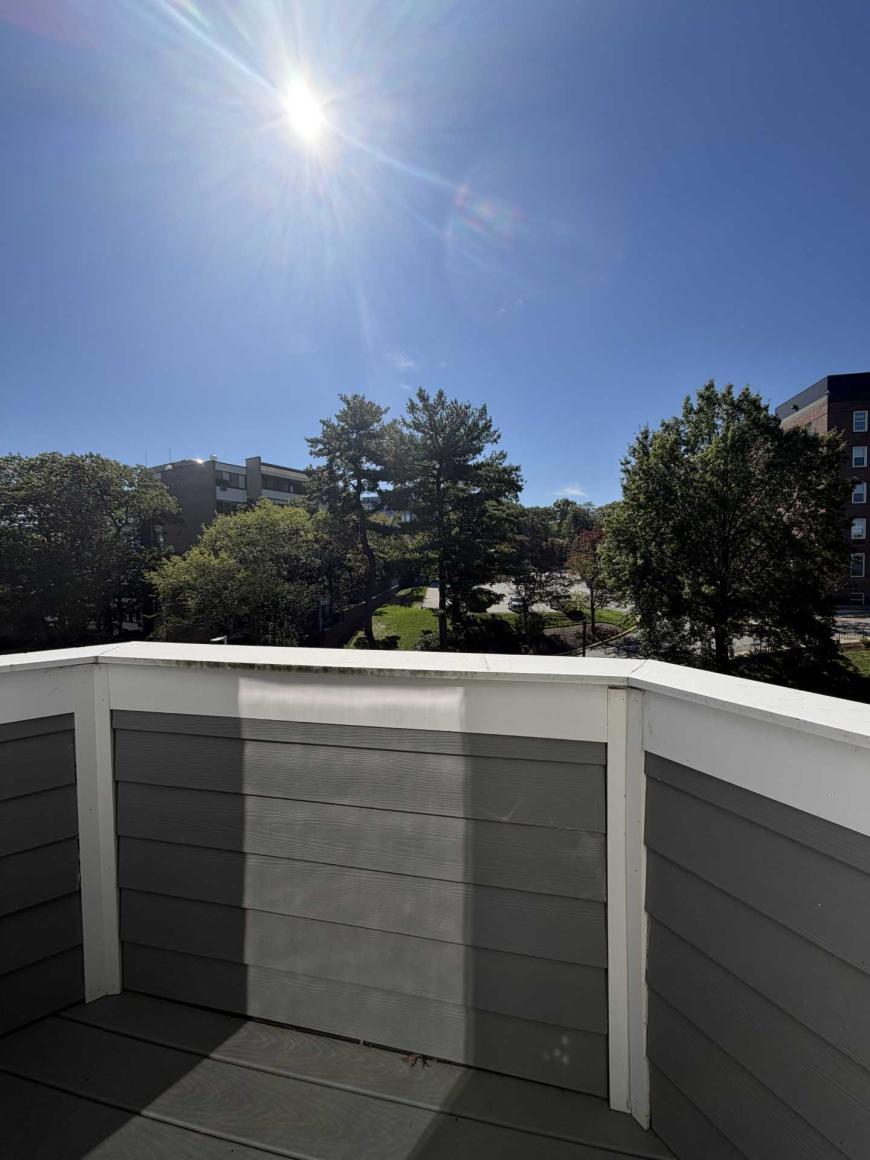 109 Warren St – photo 2