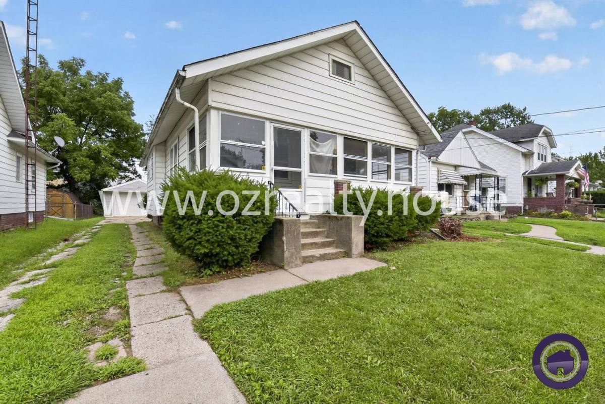 3644 Leybourn Ave – photo 2