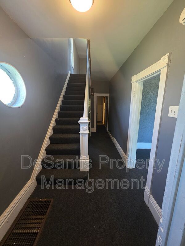 1703 Bailie Ave – photo 5