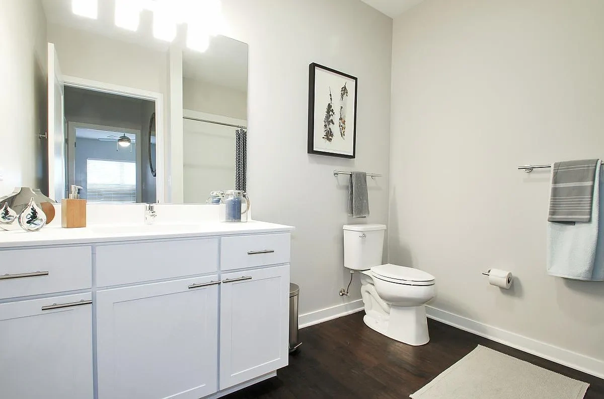Midtown Square Apartments – photo 3