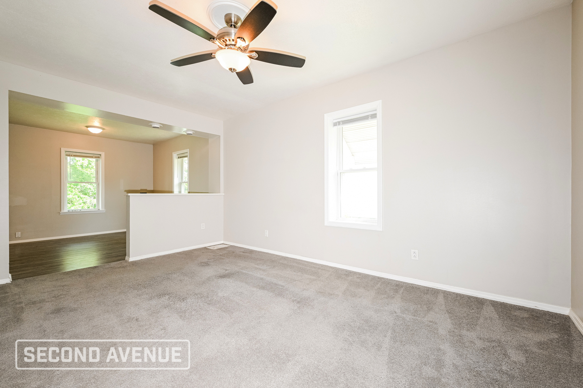 236 Grace Ave – photo 4