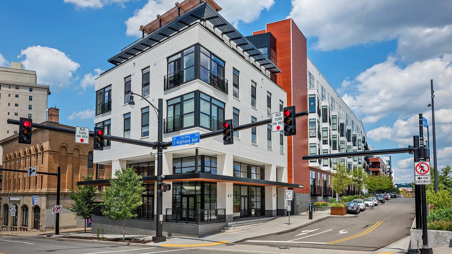Eastside Bond – photo 3