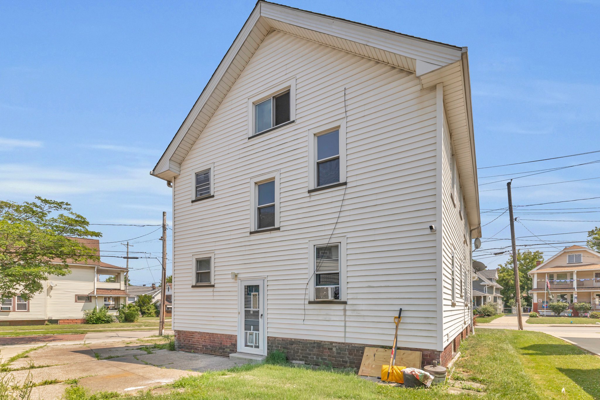 4270 Valley Rd unit Second Floor – photo 4