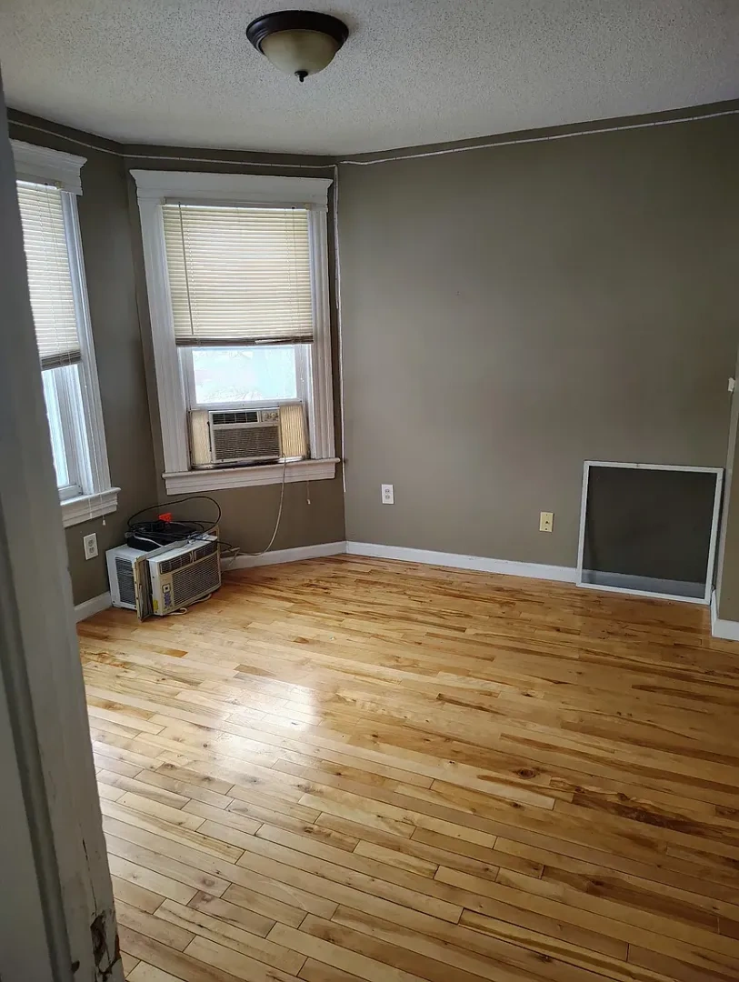 2216 E 71st St unit Upper – photo 5