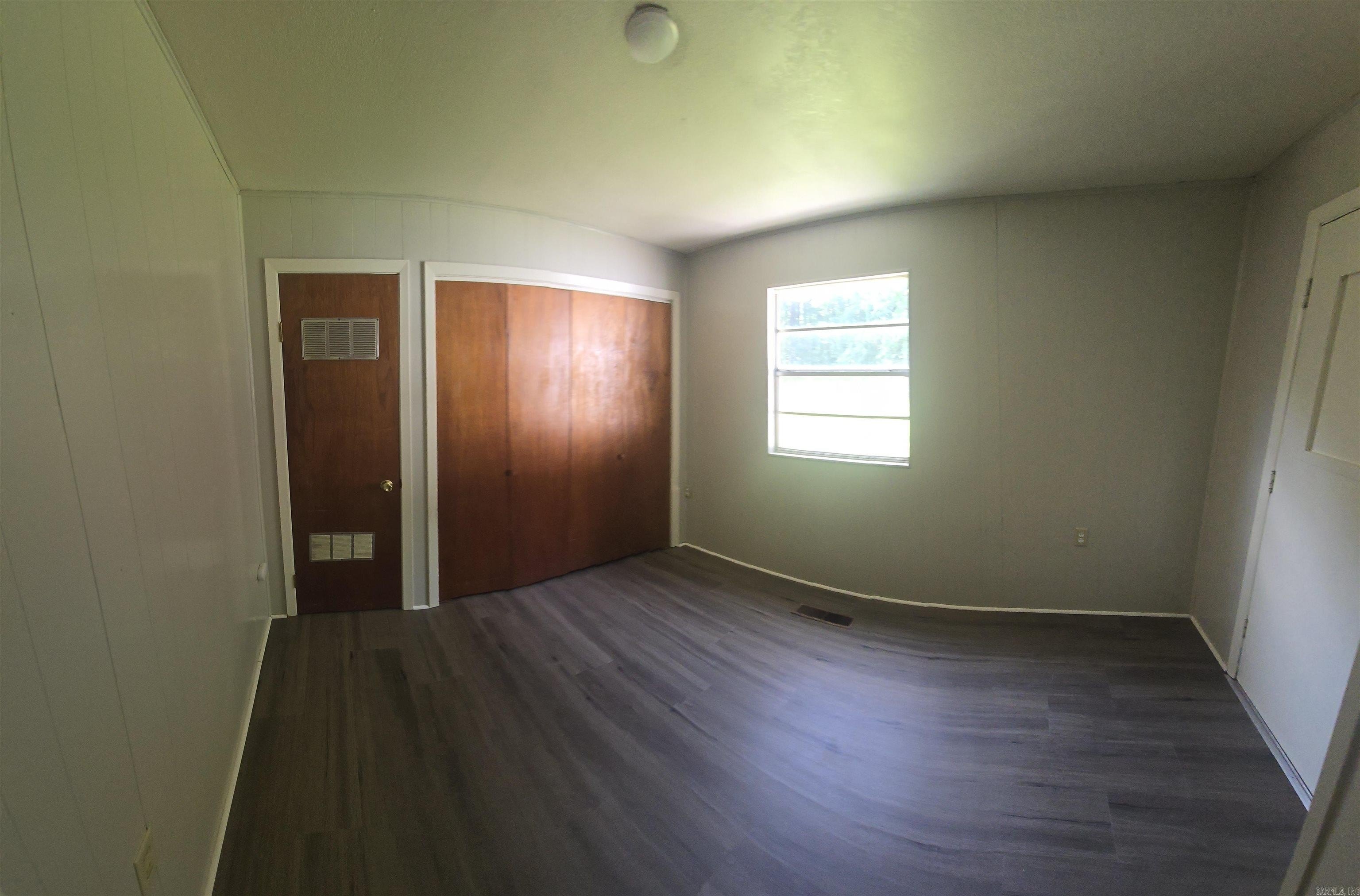 7421 Milford Dr – photo 2