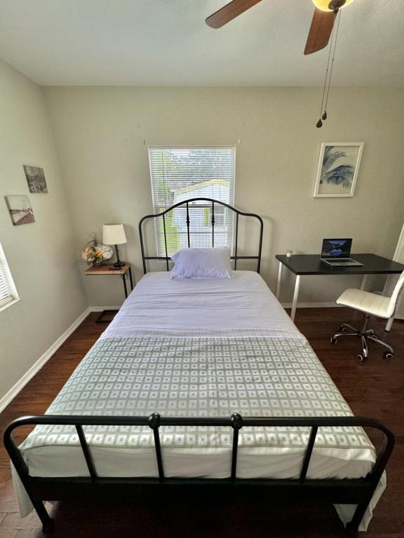 2701 Ave T NW unit Unit 2 – photo 2