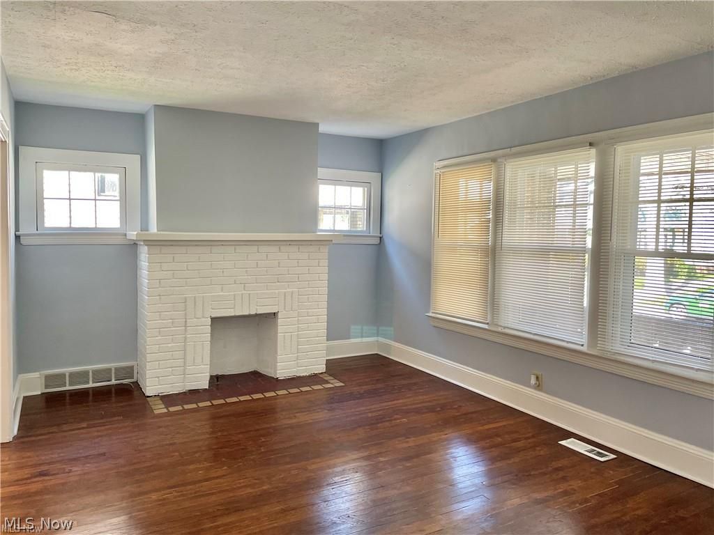 2076 Lewis Dr unit DOWN – photo 5