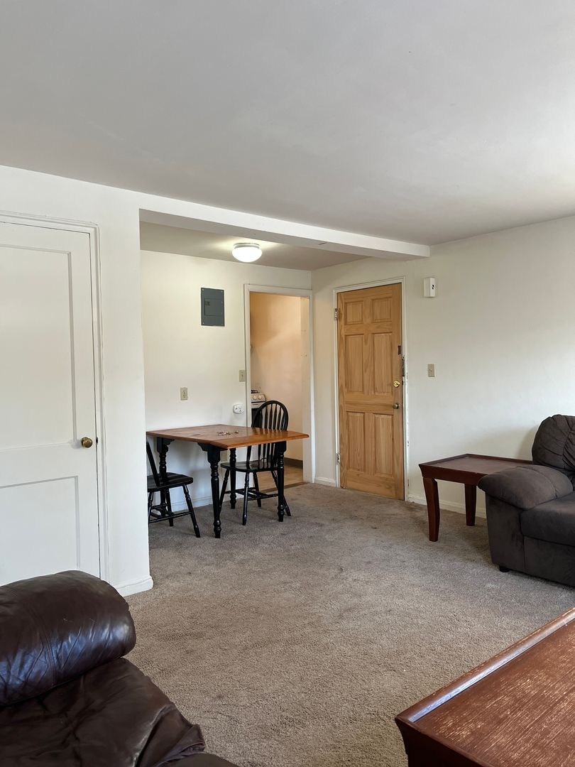 319 Highland Ave unit 2C – photo 1