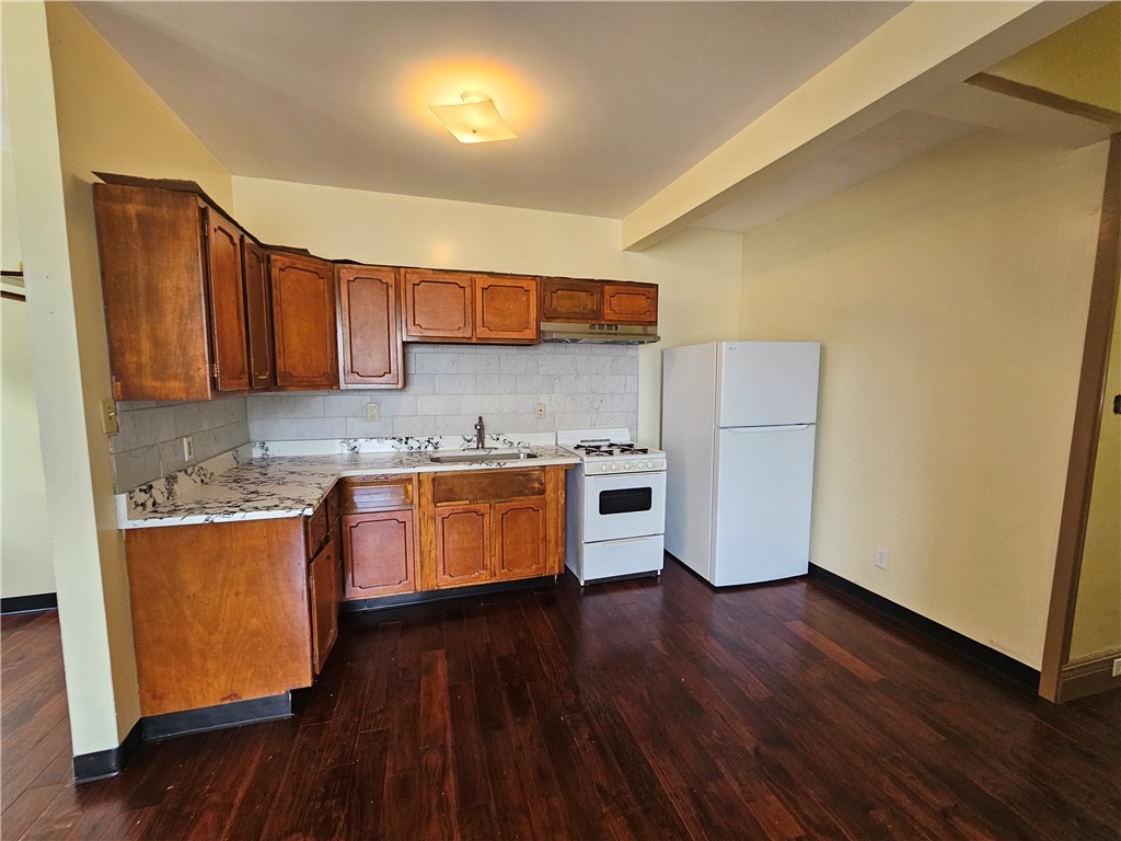 701 E 14th Ave – photo 4