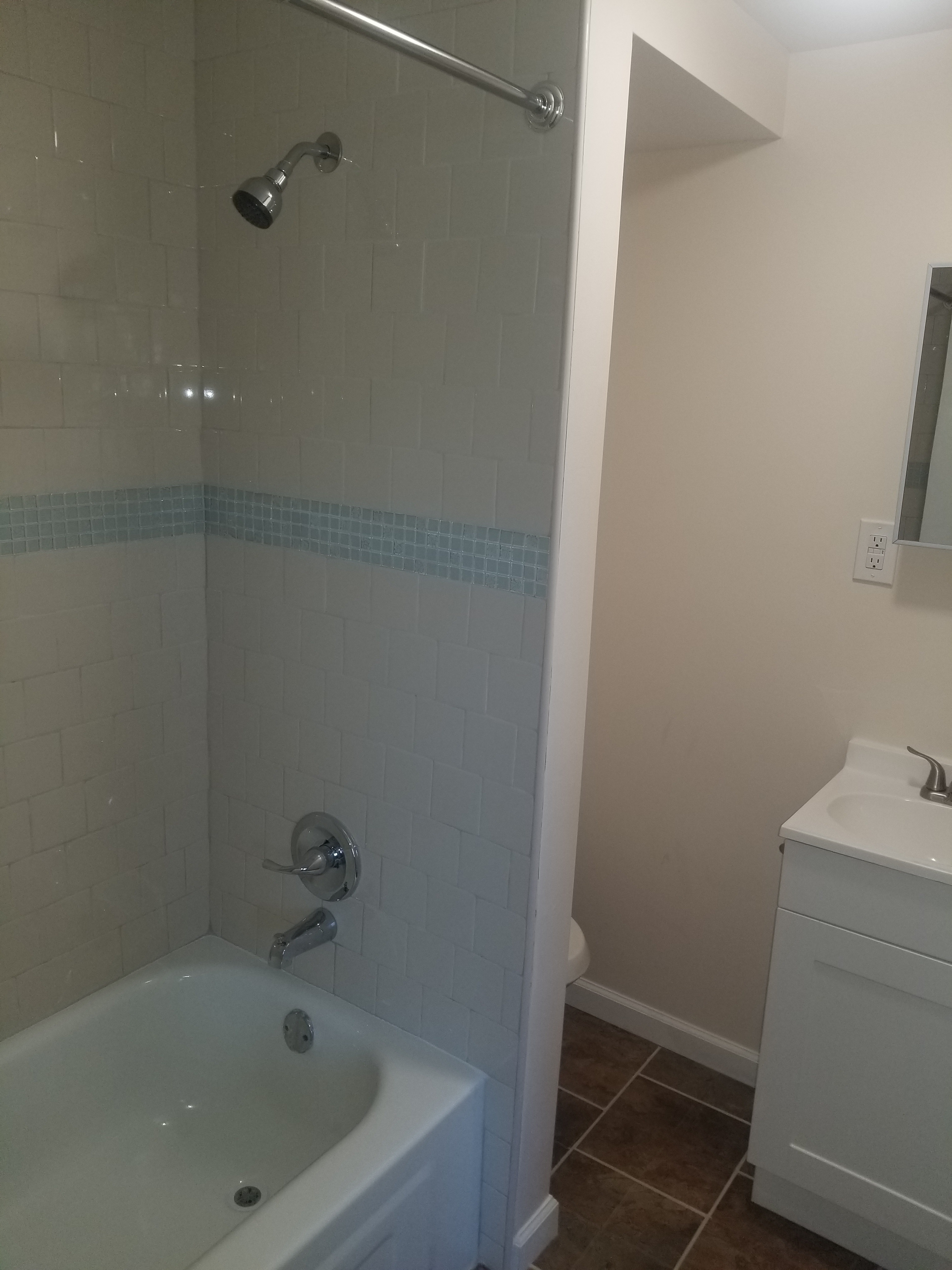 2414 Norwood Ave unit 3 – photo 5