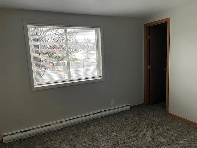 St Charles Court Apartments – photo 4