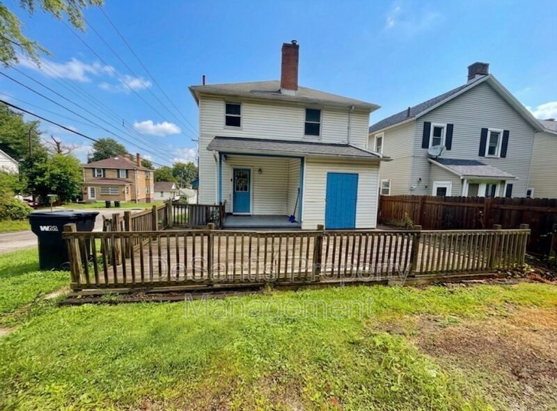 1133 Wade St – photo 2
