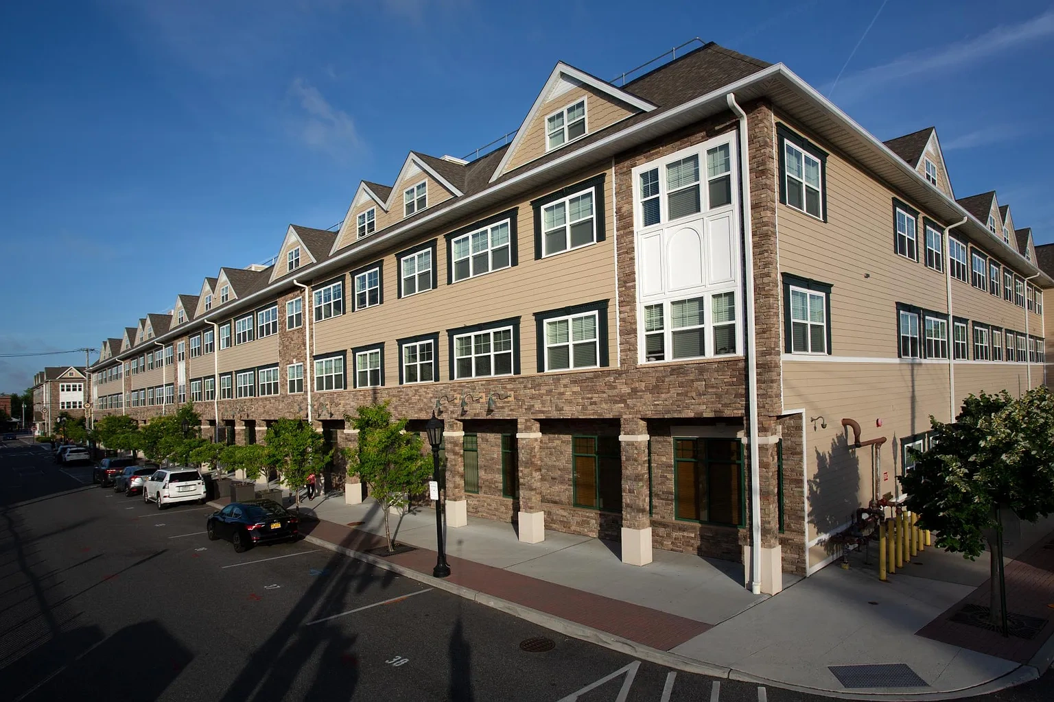 Fairfield Metro At Farmingdale Village – photo 3