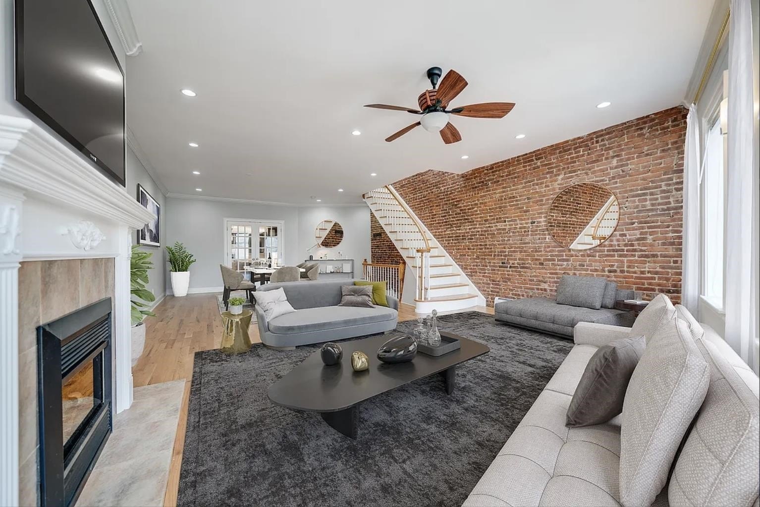 369 3rd St #3 – photo 4