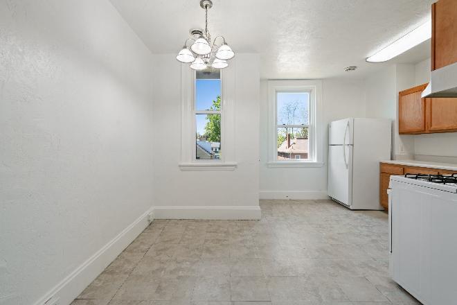 3835 Hiawatha St – photo 5