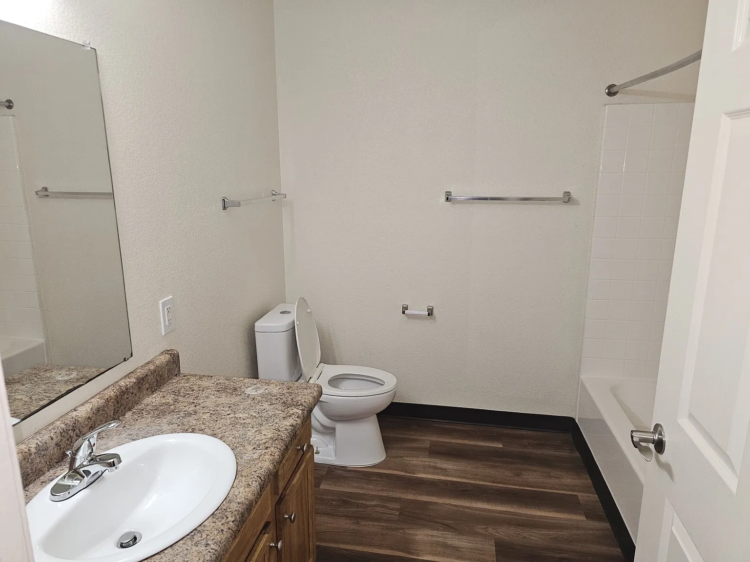 La Posada Apartments – photo 1