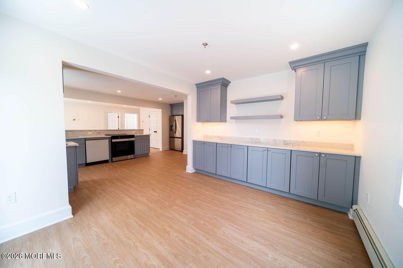 1125 E Ocean Ave #2B – photo 3