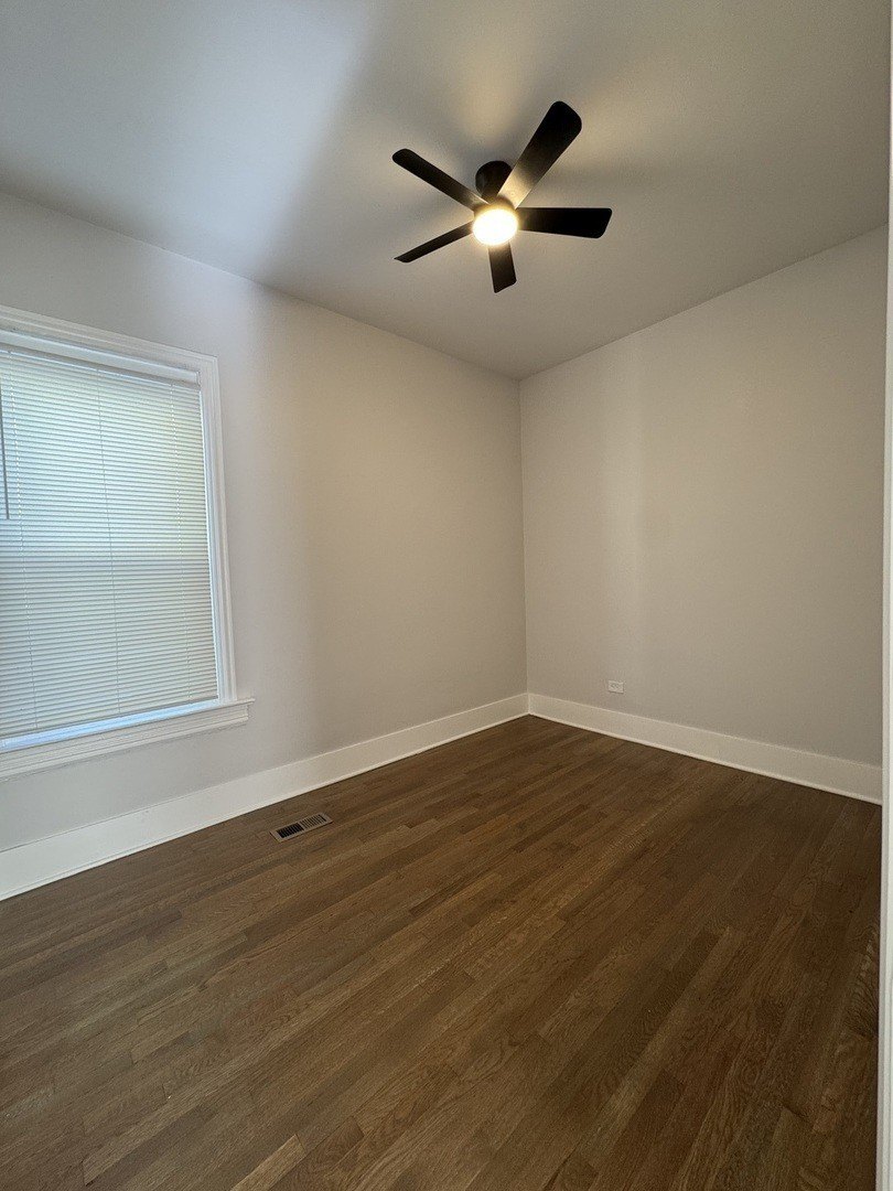 11578 S Perry Ave – photo 4