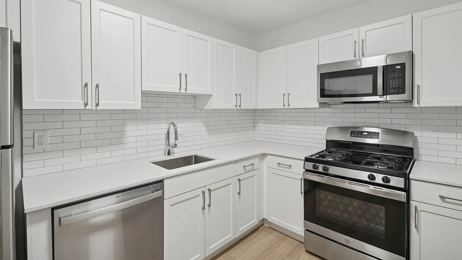 3003 Van Ness – photo 3