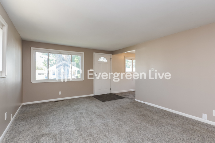 4014 Woodcliffe Ave – photo 4