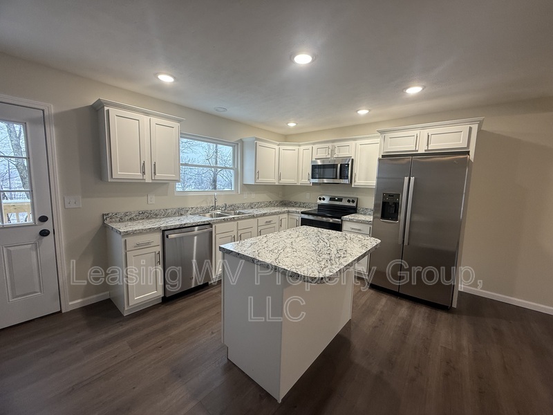 97 Christian Ct – photo 1