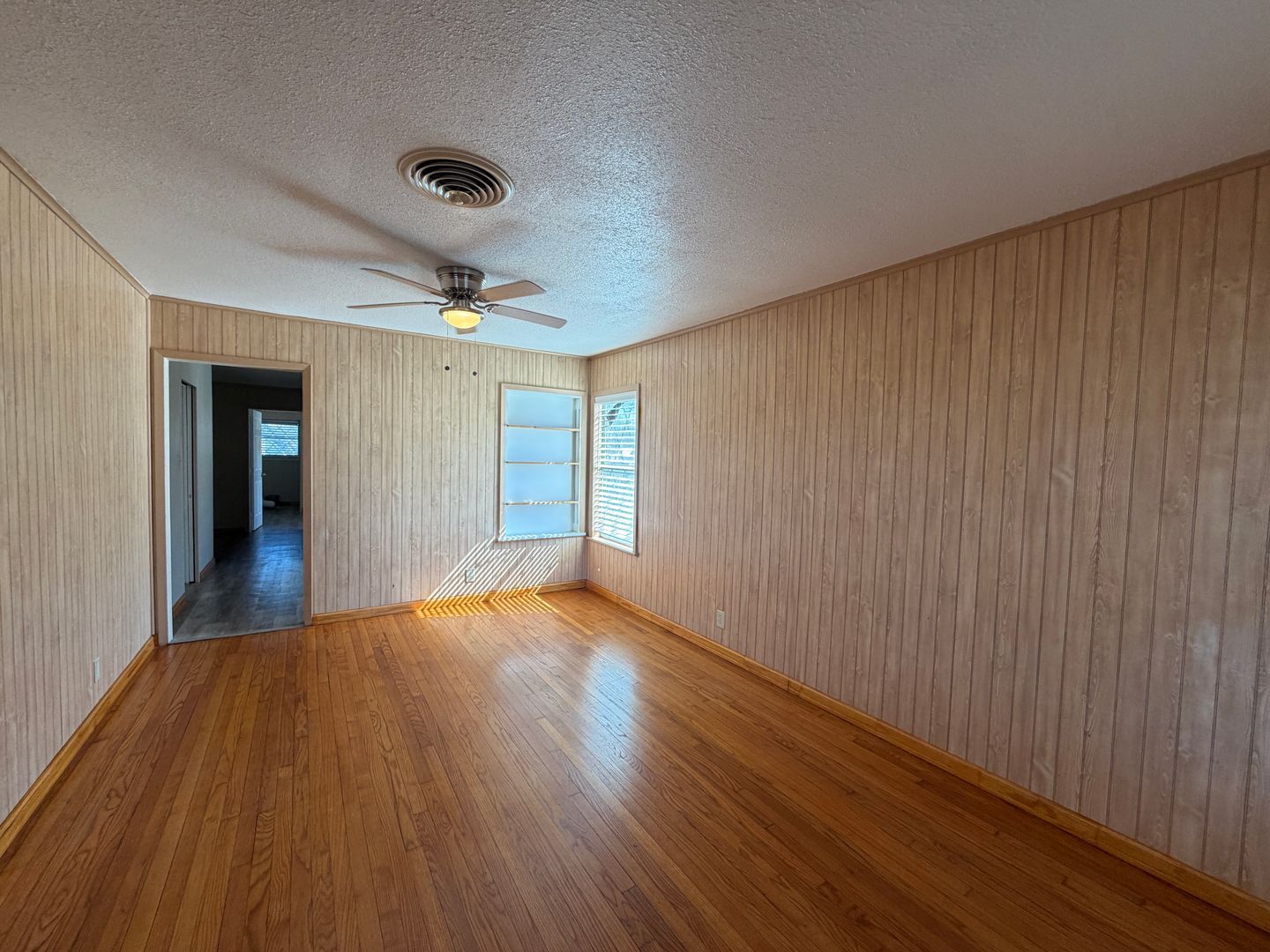 3902 Herndon St – photo 4