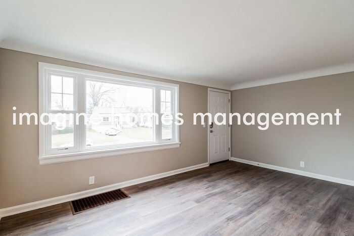 1177 Wilshire Ave – photo 4