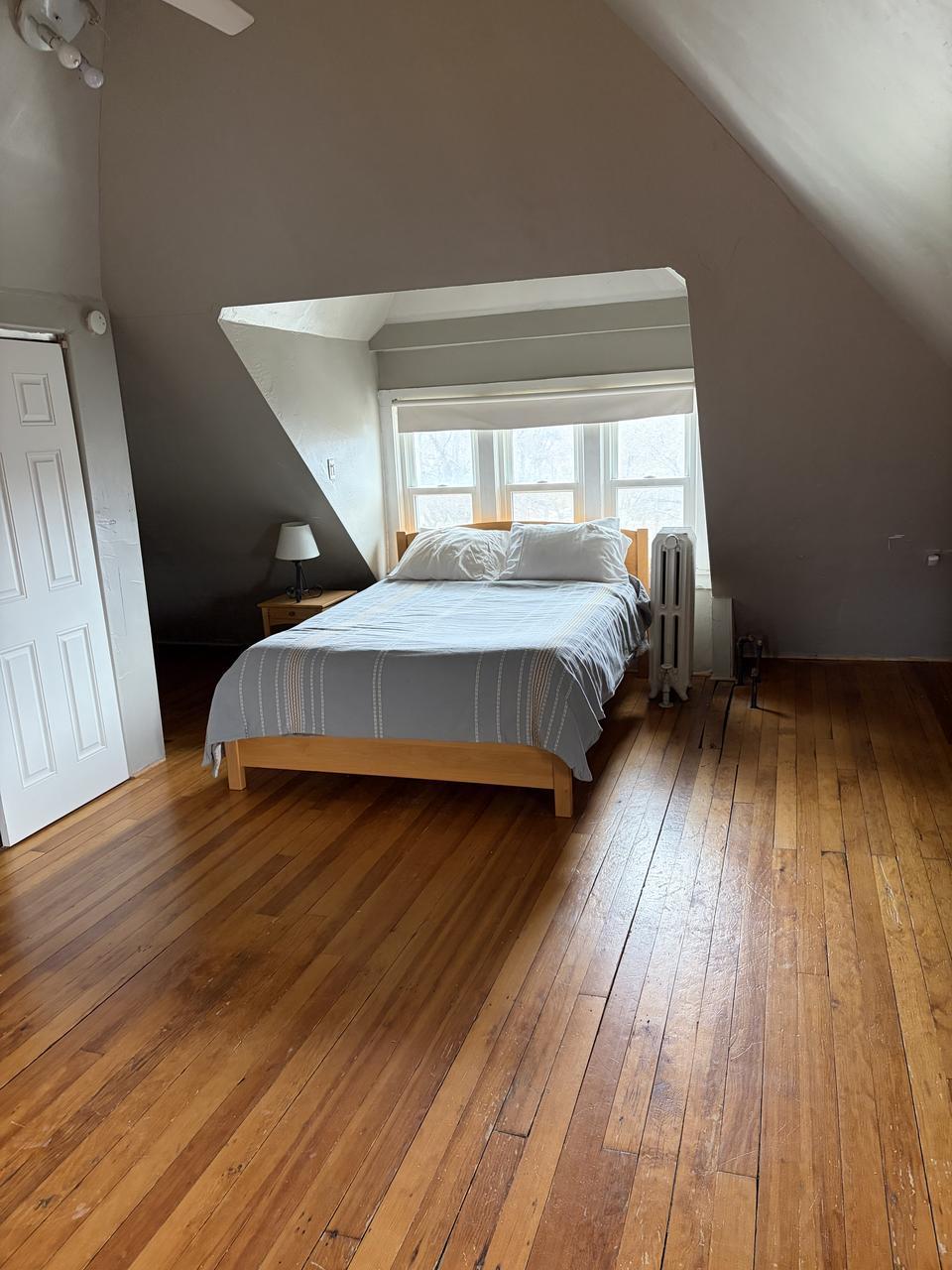 3563 N Maryland Ave unit 3565 Unit 3rd – photo 3
