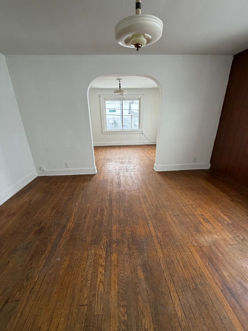 2528 Sunset Blvd unit Apt 1 – photo 4
