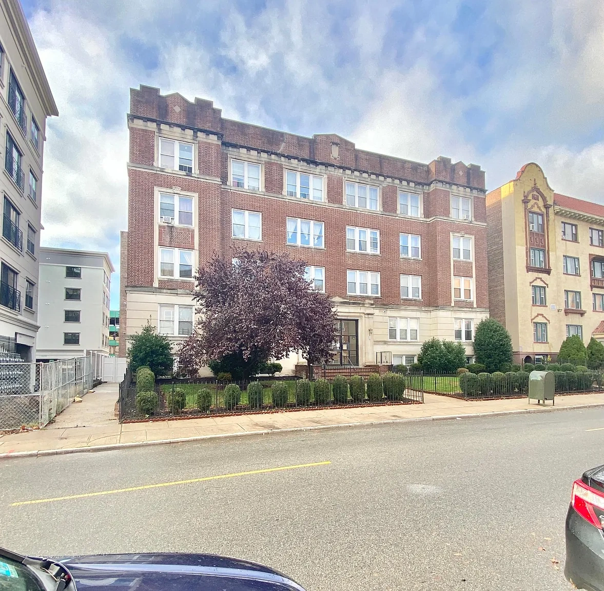 115 Halsted St – photo 2