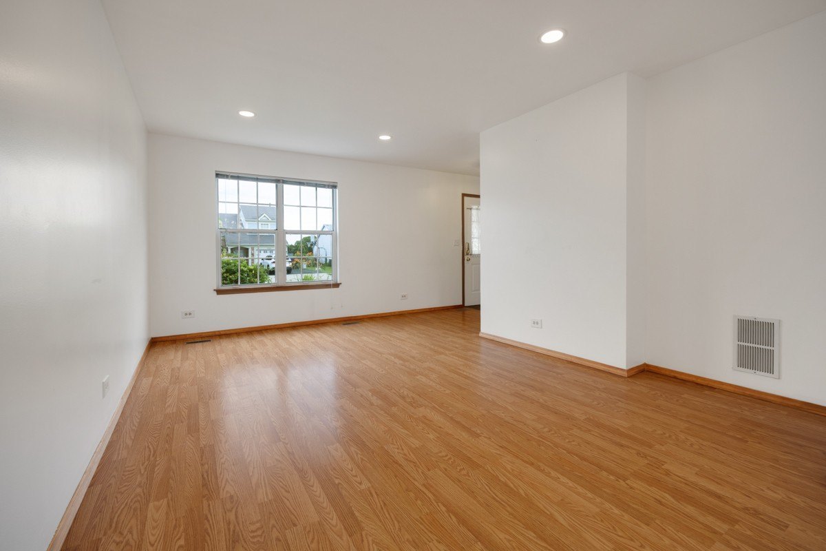 1127 Ashbrook Dr – photo 4