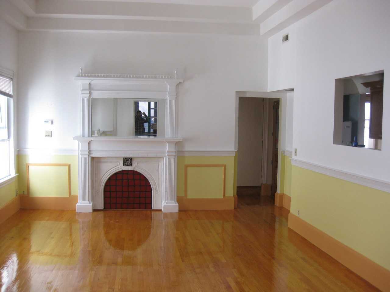 235 Heath St unit 4 – photo 3
