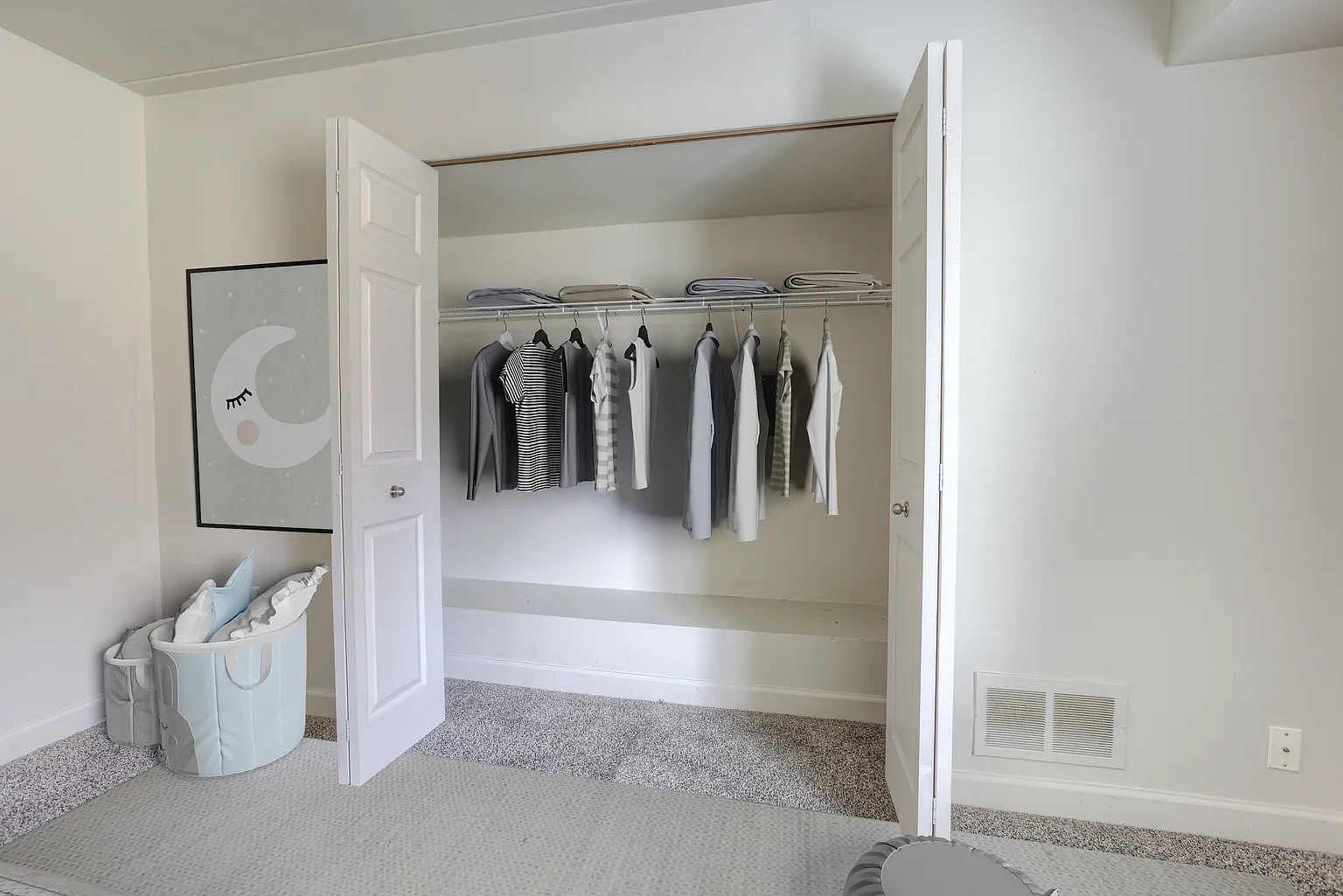 Windsor Woods Apartments – photo 1