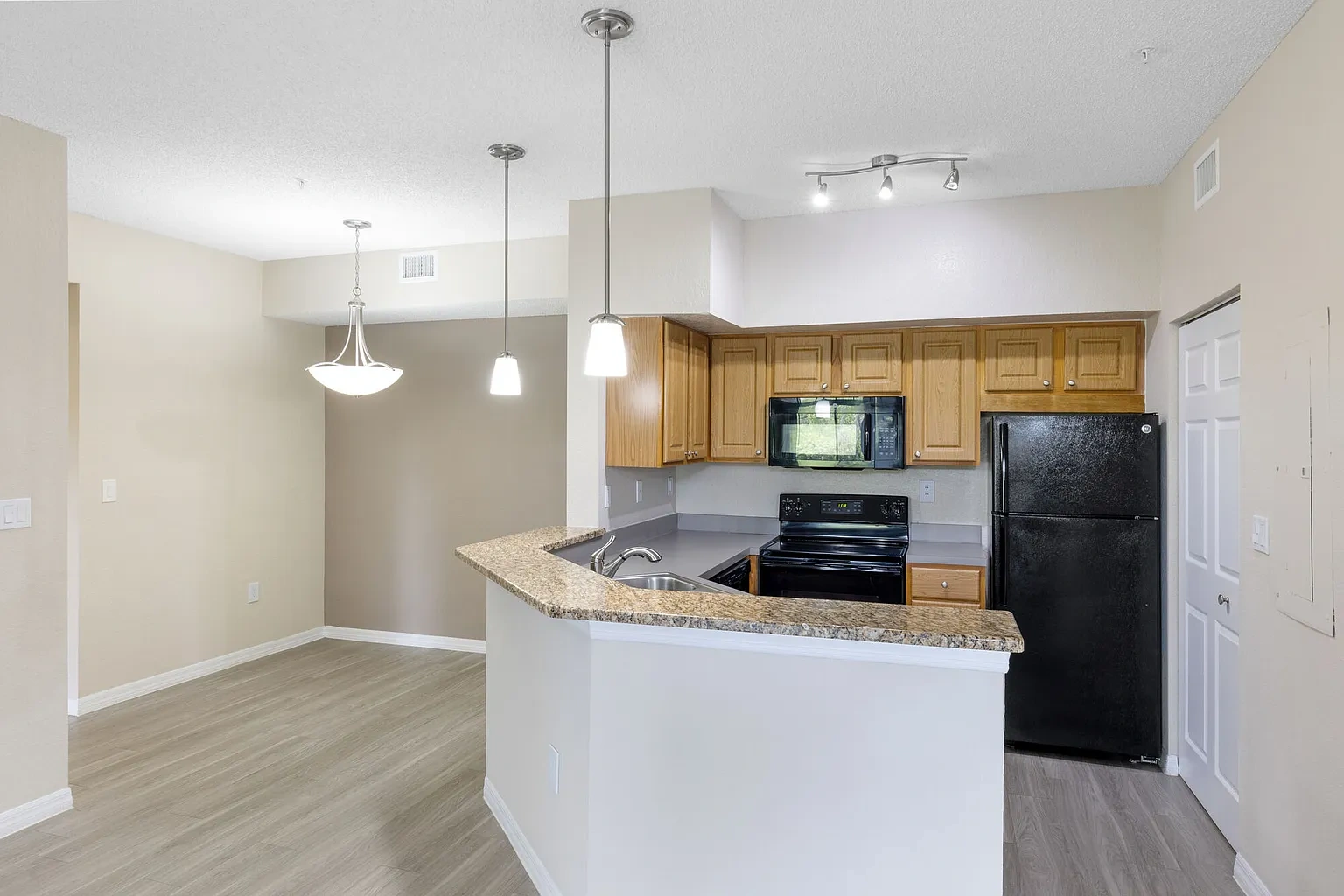 Woodmere Apartments Of Venice – photo 3
