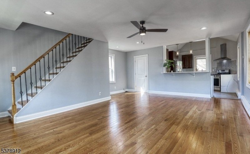 101 Carlton Ave – photo 3