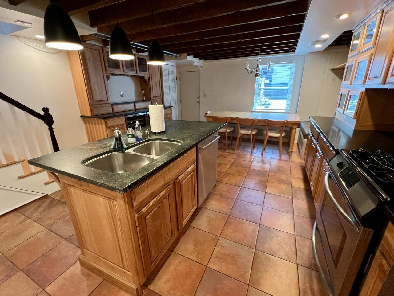 372 E 8th St – photo 2