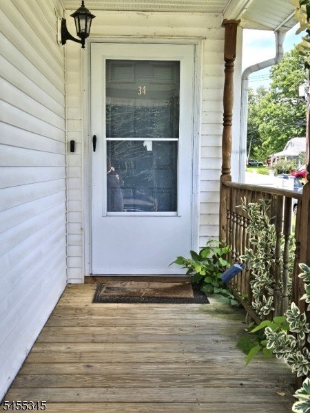 34 Carlton Ave – photo 2