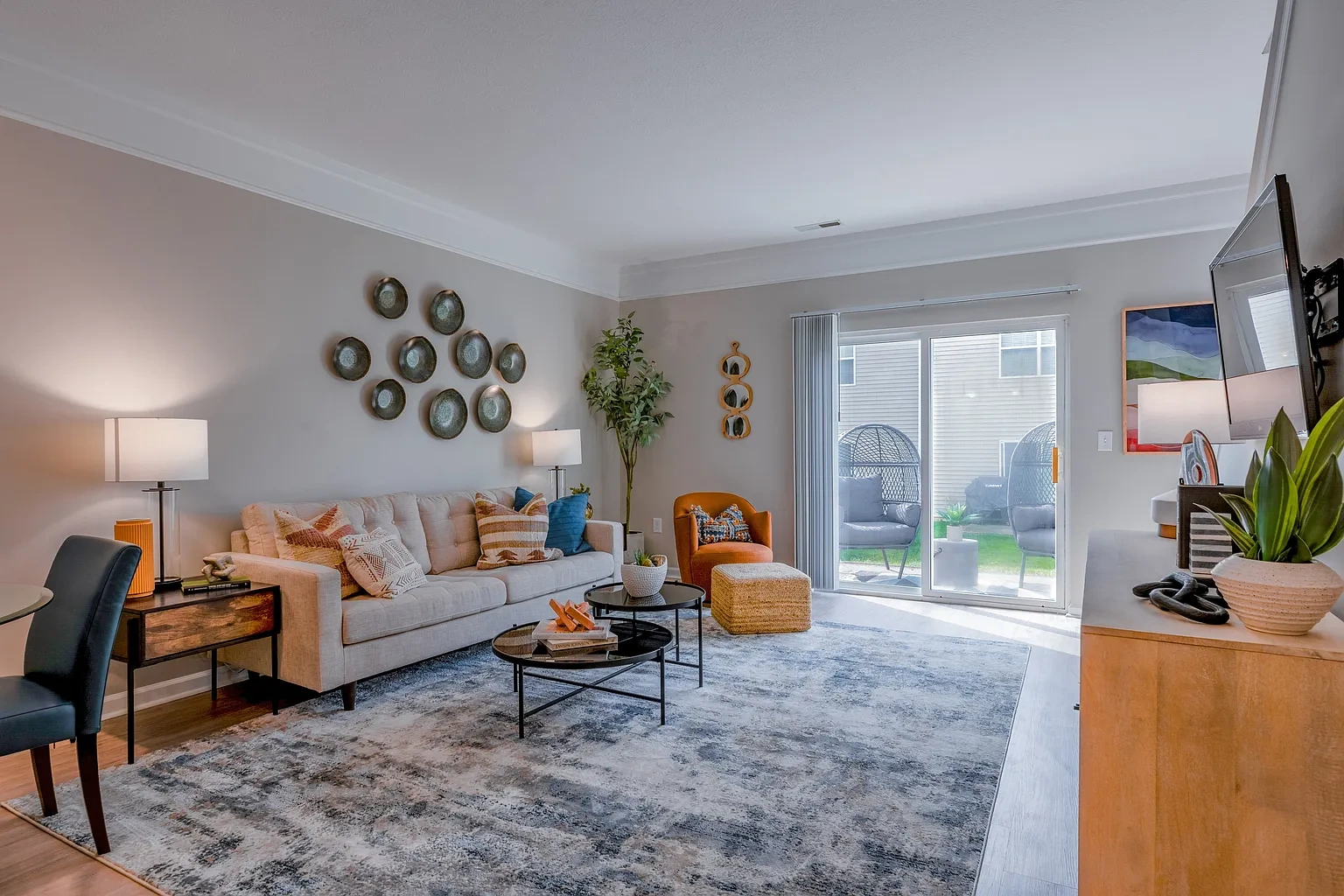 Hilliard Grand Apartments – photo 2
