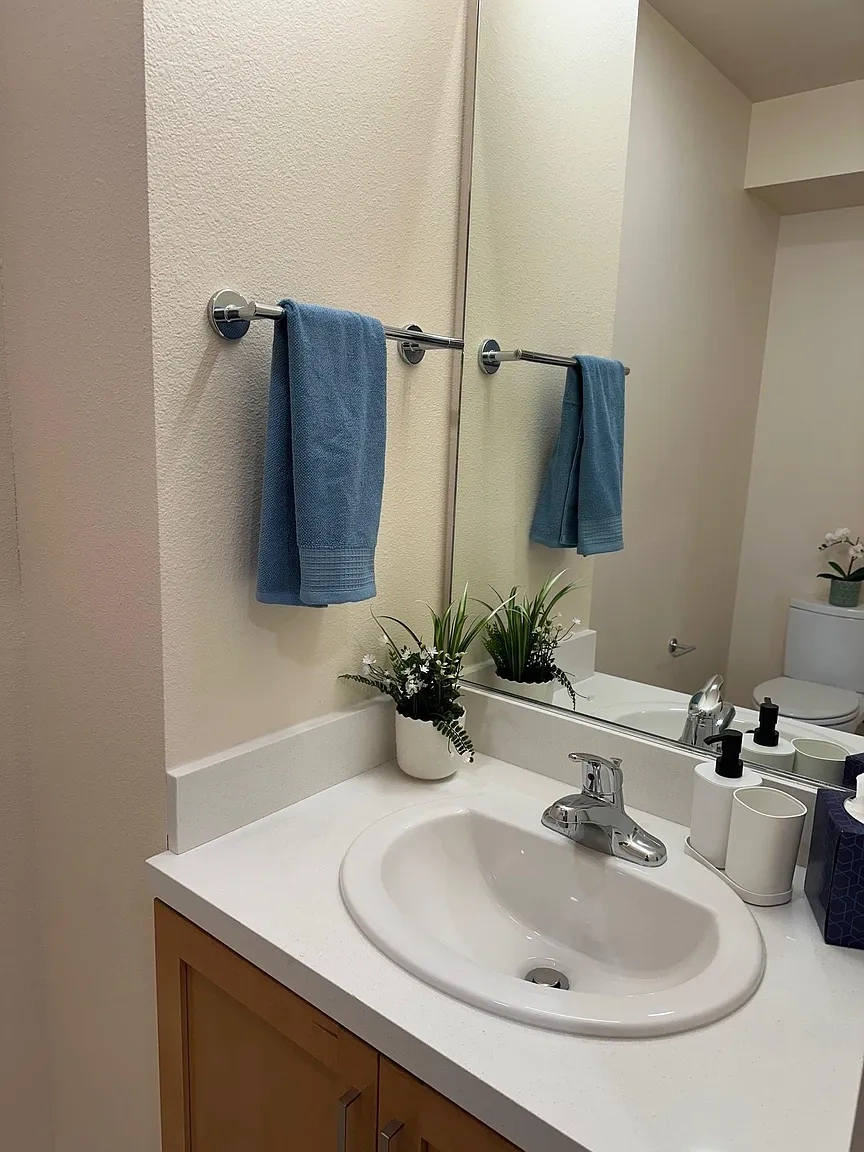 Mercy Greenbrae at Marylhurst Commons – photo 1