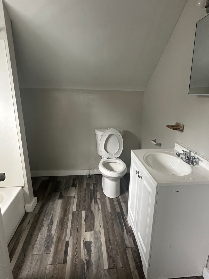 807 E 131st St – photo 5