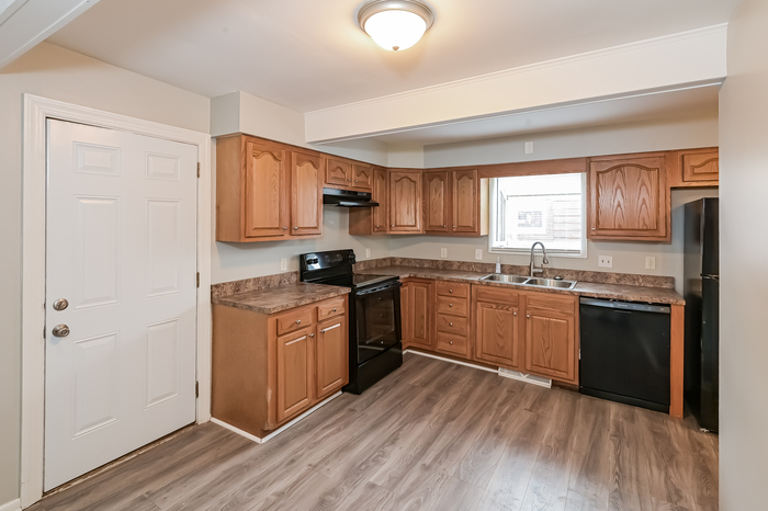 3346 Stevie Ln – photo 5