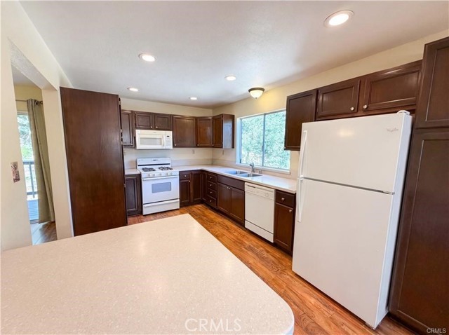 21778 Ridge Dr – photo 5