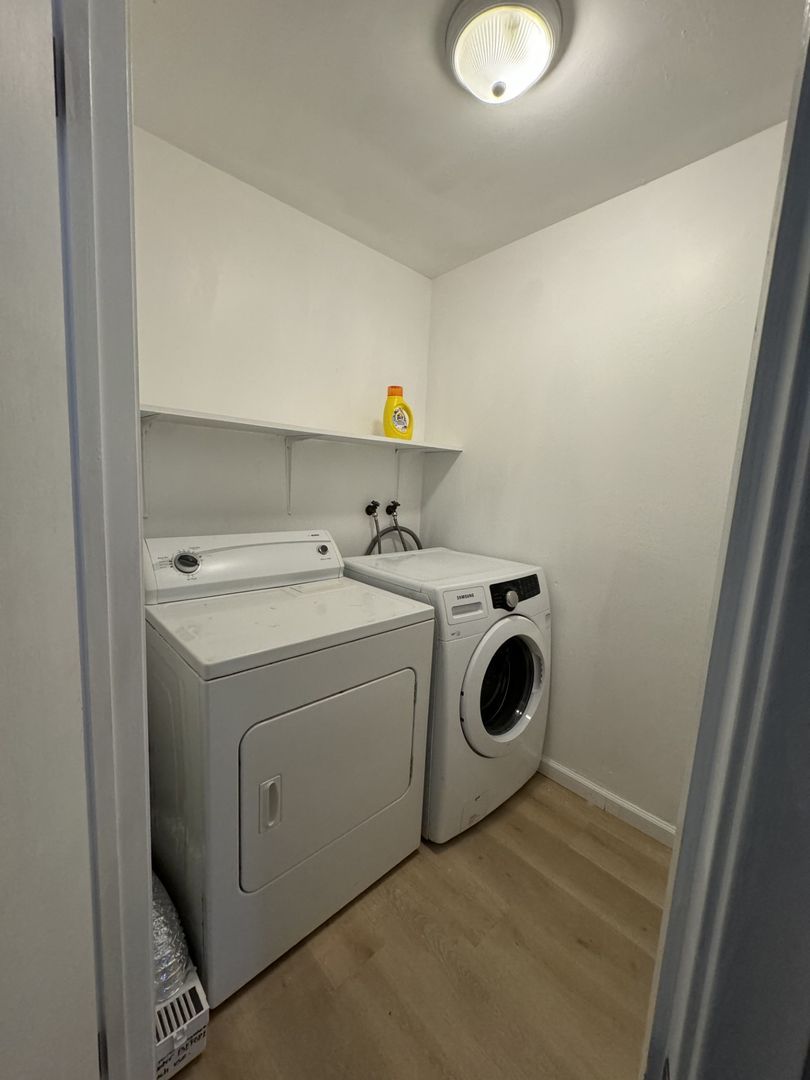 1060 Echo Rd unit B – photo 2