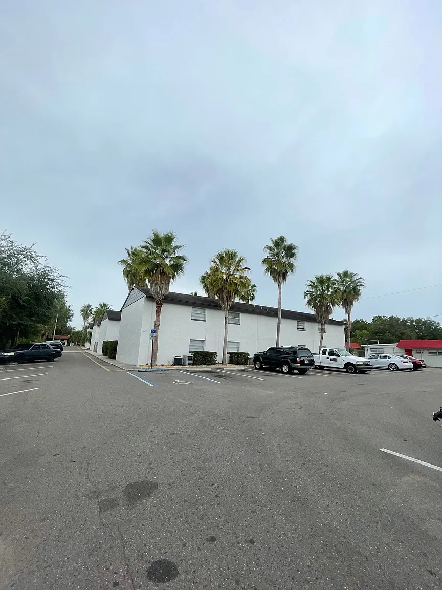 Baywatch Apartments – photo 3