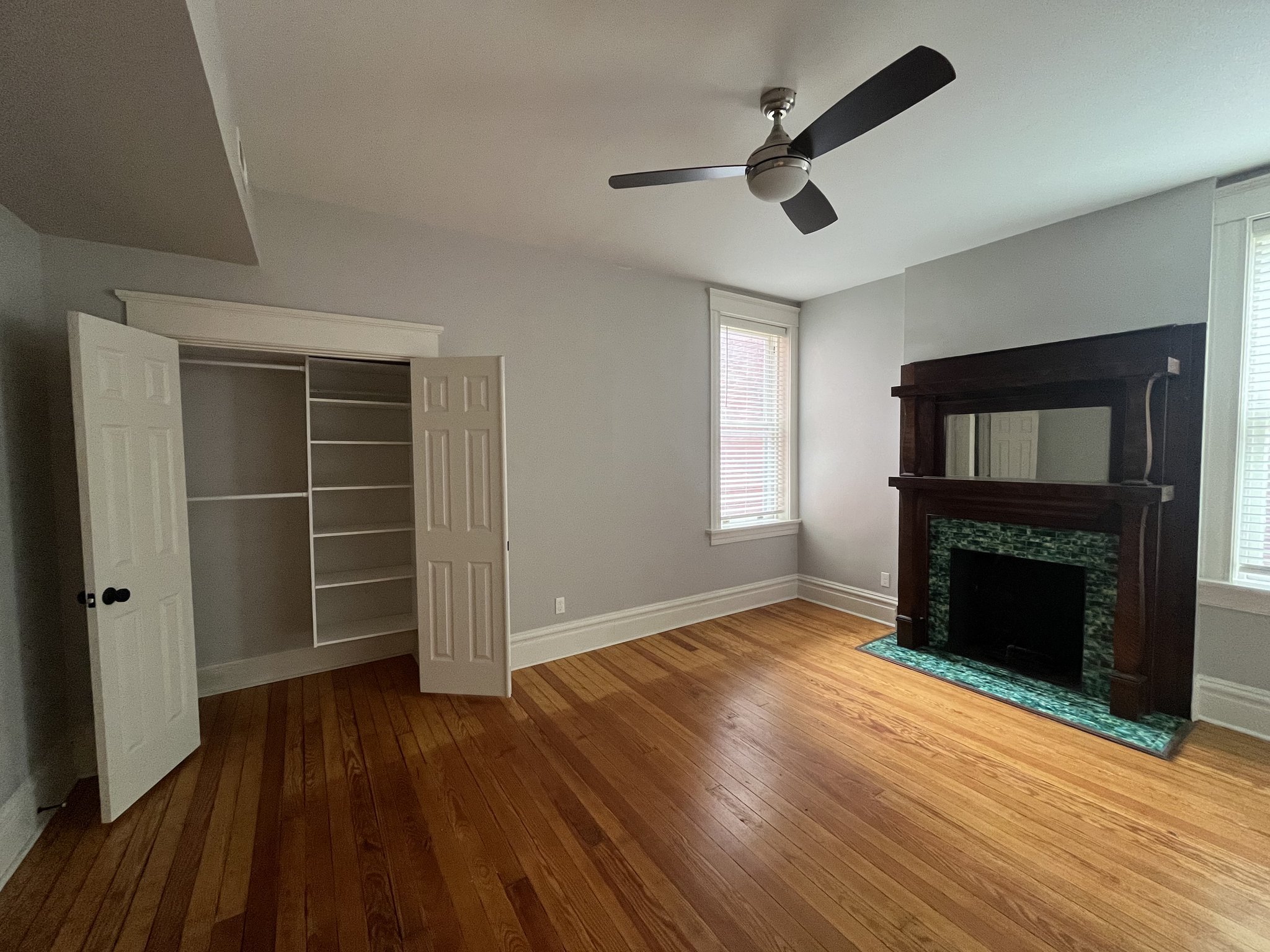 2040 Russell Blvd unit 2040 Russell Blvd 2F – photo 5