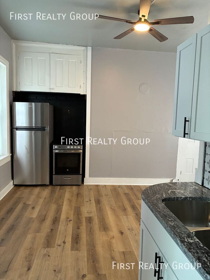 111 S Main St – photo 4