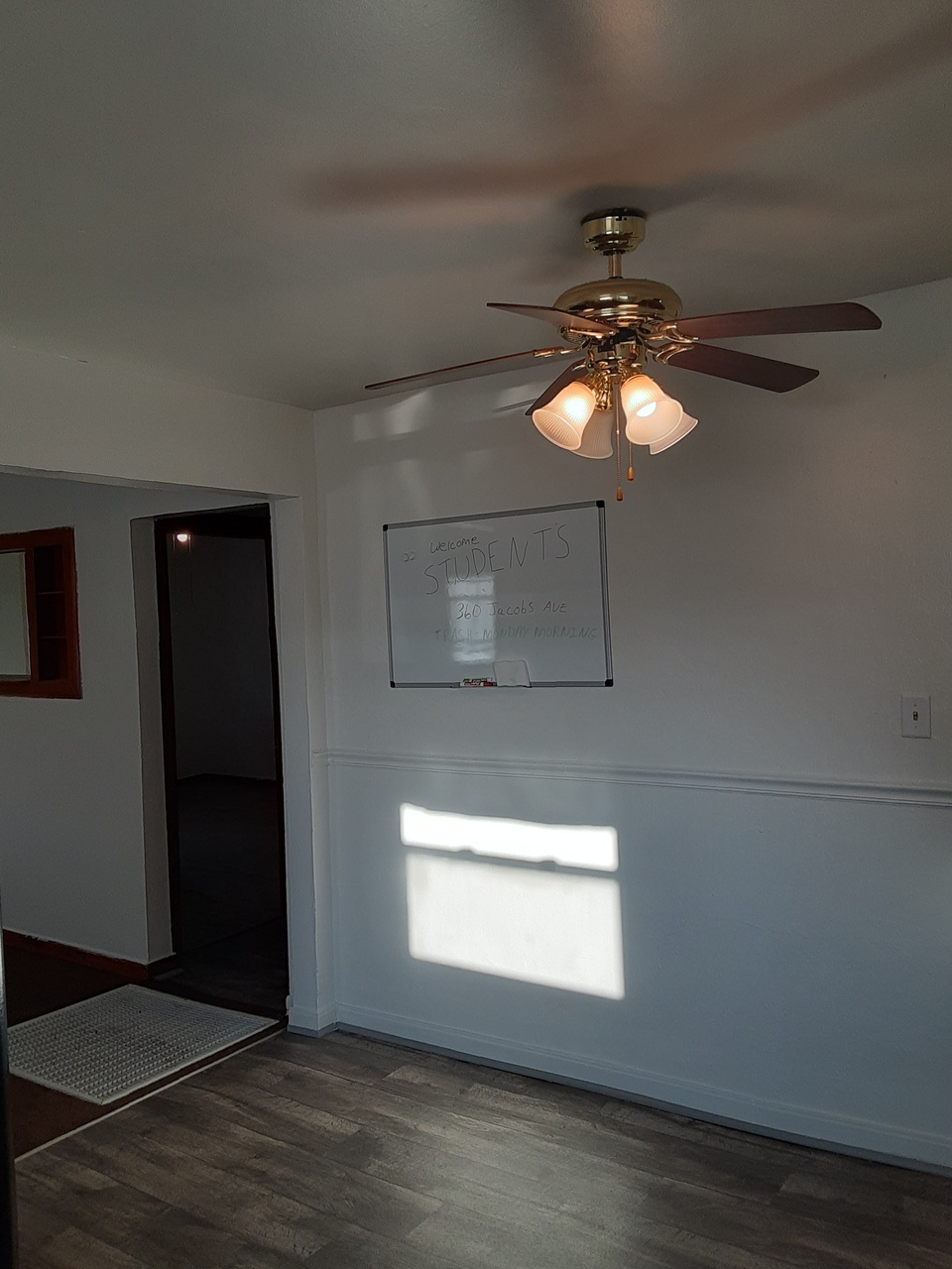 360 Jacobs Ave unit 3 – photo 5