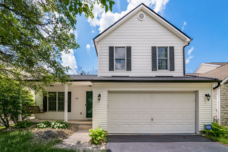 8607 Clover Glade Dr – photo 1