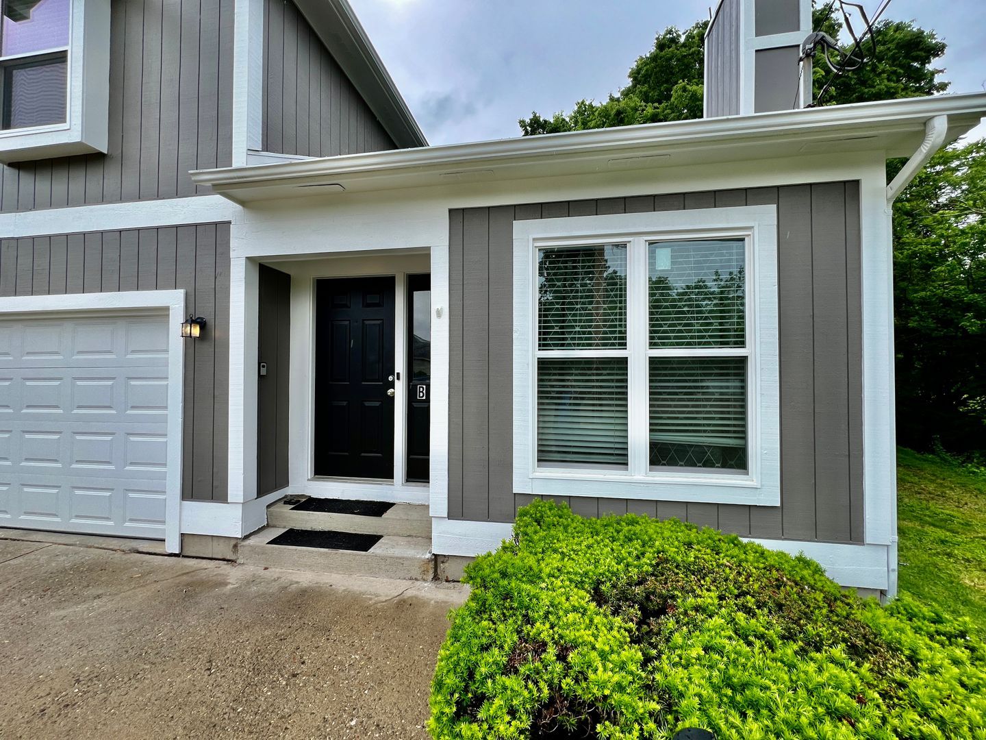 6429 Cincinnati Dayton Rd – photo 2
